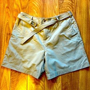 WHITE STAG Women's Khaki shorts with belt.  Size  12